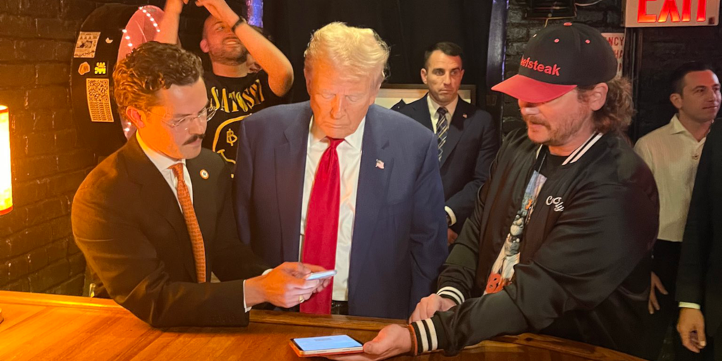 This Week on Crypto Twitter: Trump Devours the Timeline, Iggy Azalea's Twerk Dispute